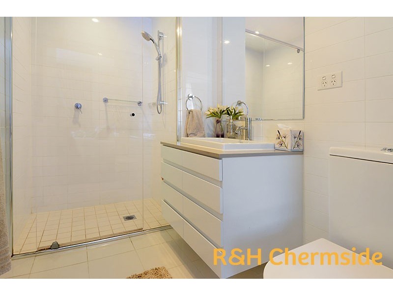 4102/37C Harbour Road, Hamilton QLD 4007