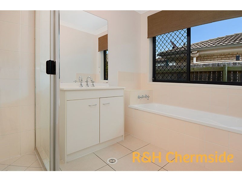 7 MACLEAN CLOSE, Fitzgibbon QLD 4018