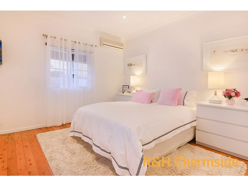 53 Baskerville Street, Brighton QLD 4017