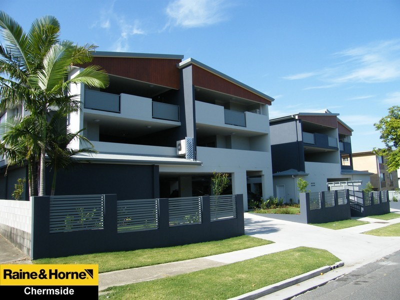 Wavell Heights QLD 4012