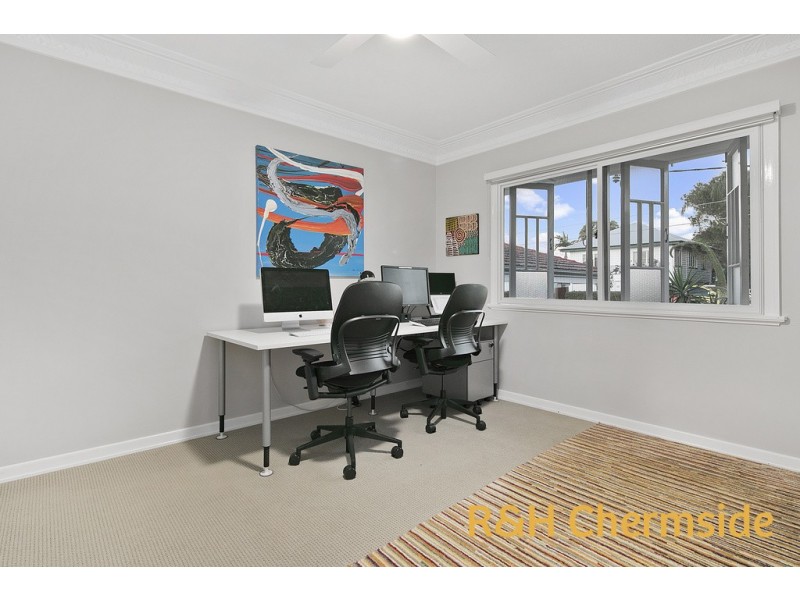 19 BERNARD STREET, Brighton QLD 4017