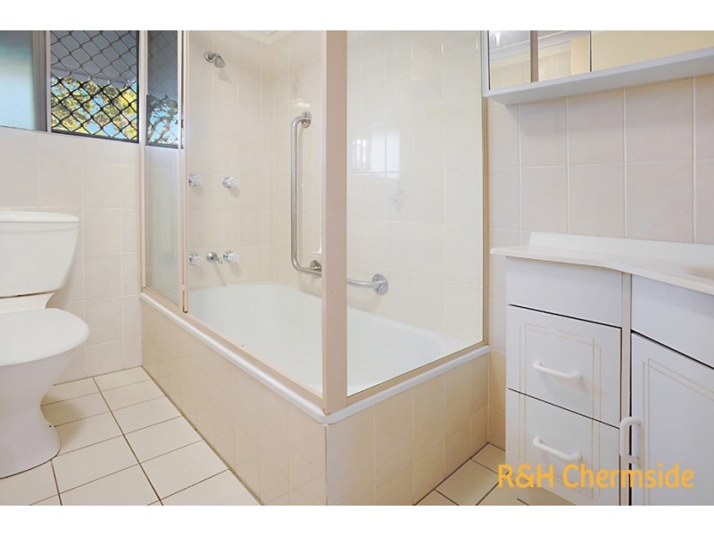 1 / 15 NORMAN DRIVE, Chermside QLD 4032