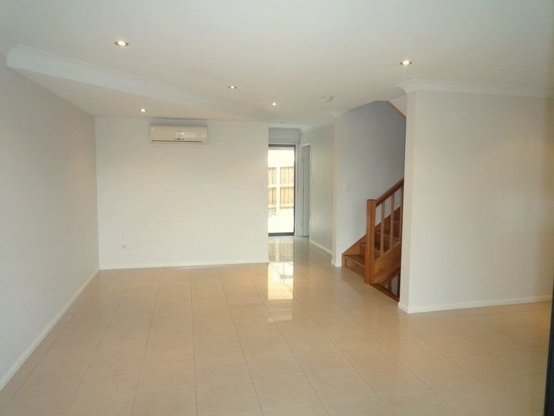 3/8 Alva Terrace, Gordon Park QLD 4031