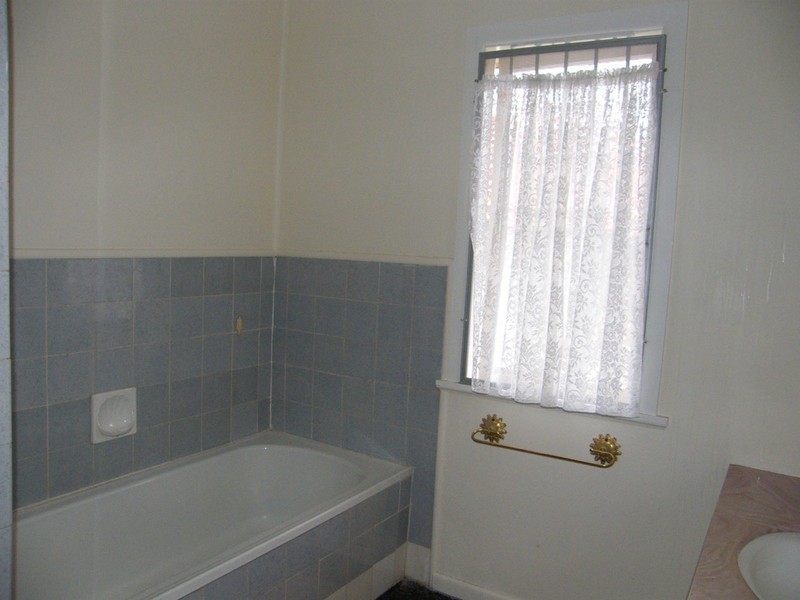 11 Grantsell St, Aspley QLD 4034