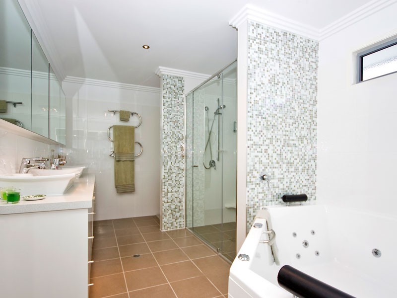 Wavell Heights QLD 4012