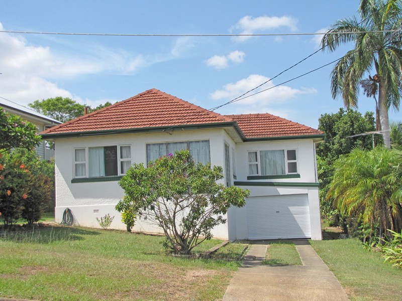 4 Stubley St, Wavell Heights QLD 4012