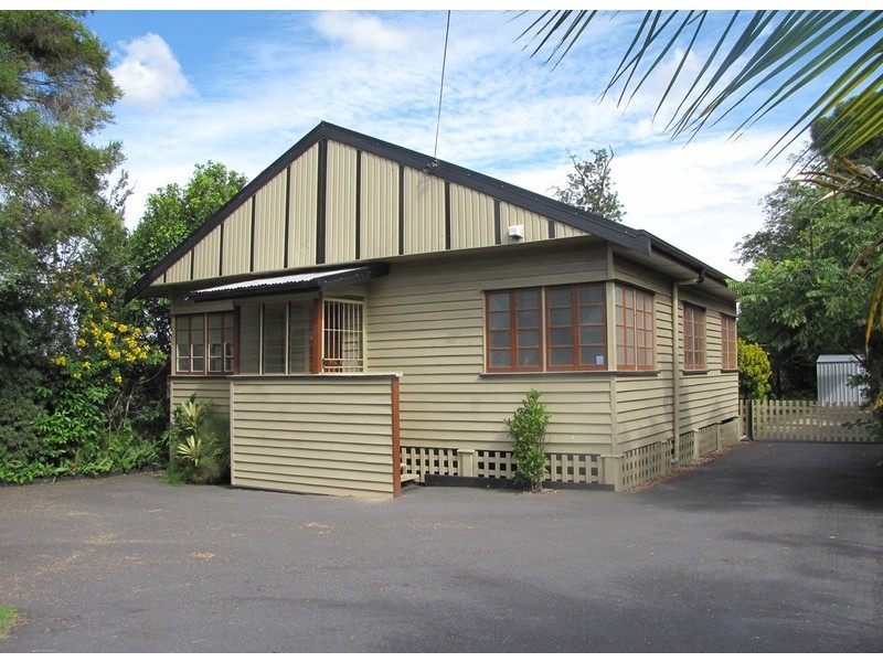 250 Hamilton Rd, Chermside QLD 4032