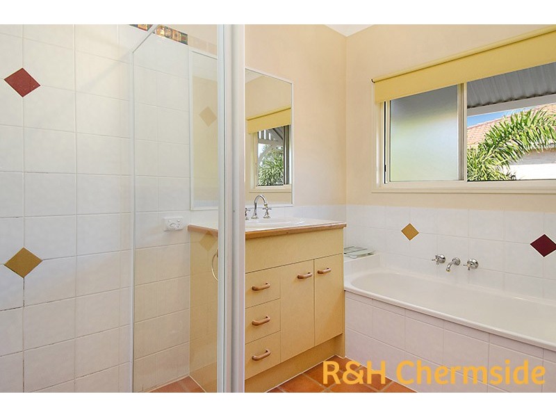 29 Baskerville Street, Sandgate QLD 4017