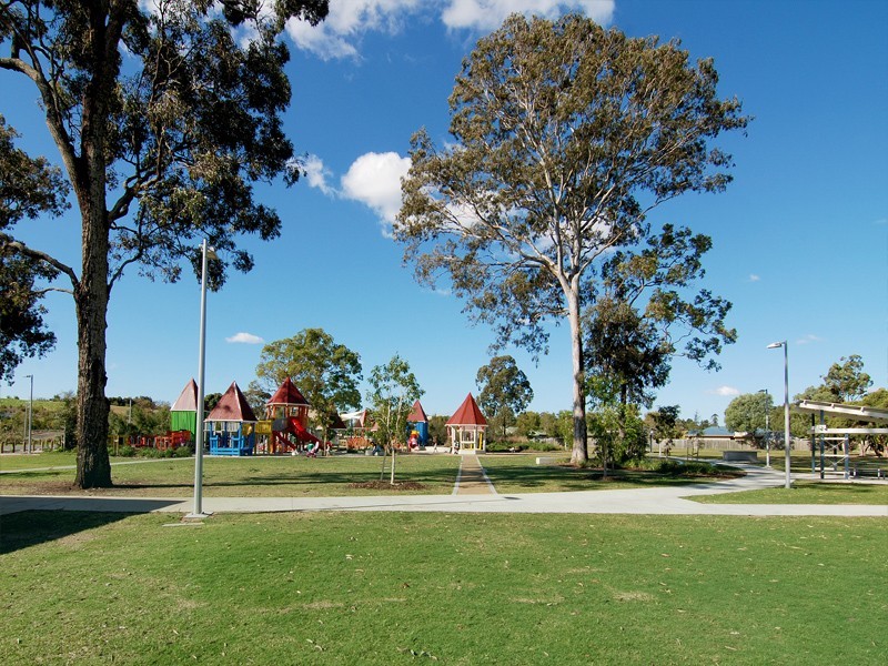 Fitzgibbon QLD 4018