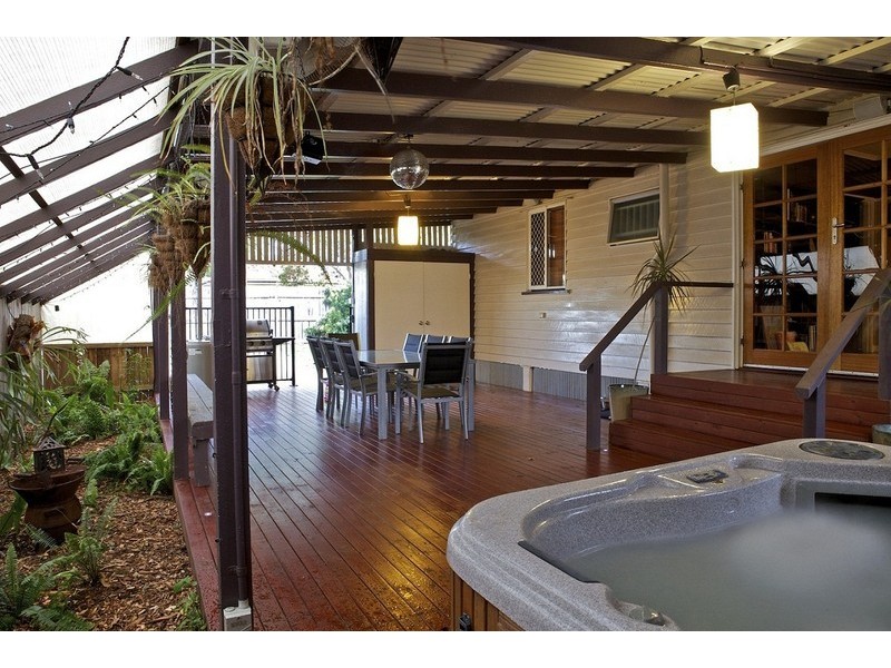 70 Corrie St, Chermside QLD 4032