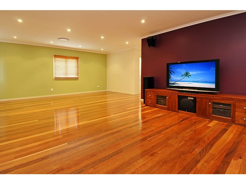 64 Ellerdale Street, Aspley QLD 4034