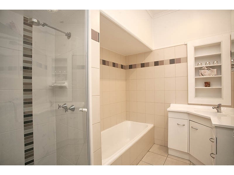 6  Bohland St, Kedron QLD 4031