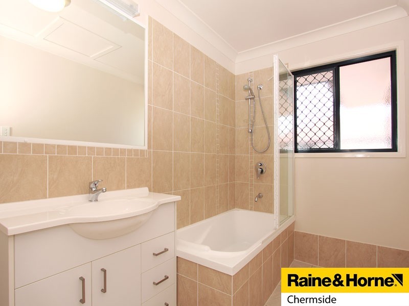 2/19 Buruda St, Chermside QLD 4032