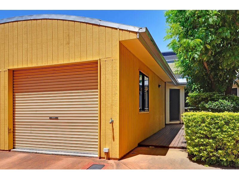 12/4 Cowlishaw Street, Newstead QLD 4006