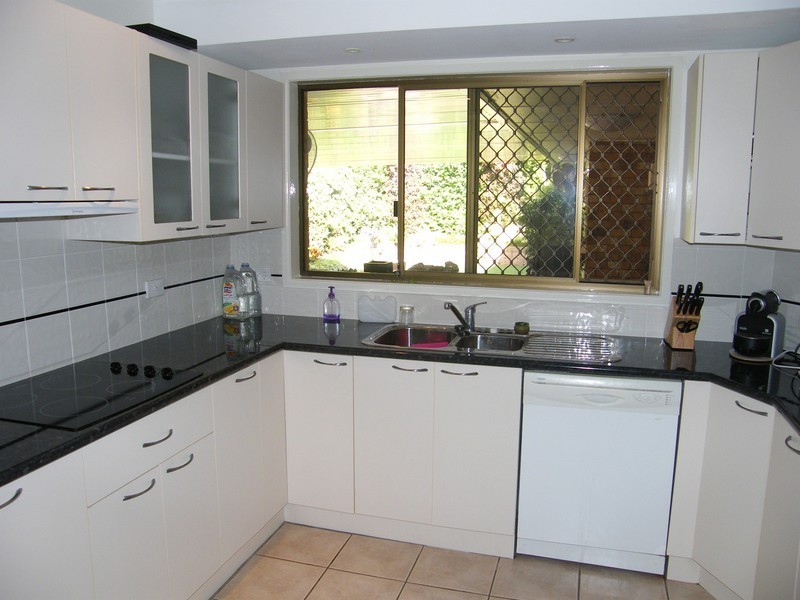 17 Ustinov Crescent, Mcdowall QLD 4053