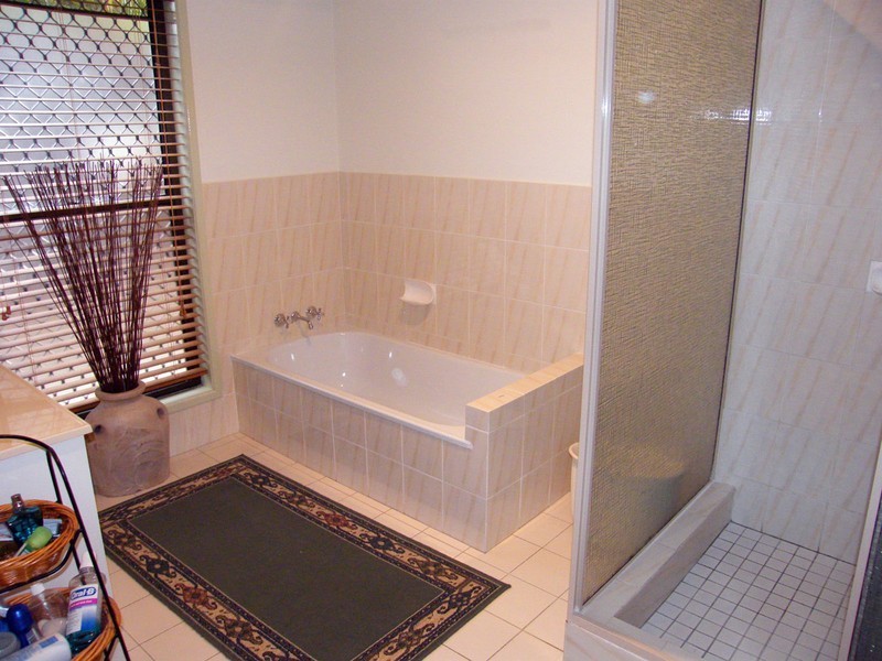 17 Ustinov Crescent, Mcdowall QLD 4053