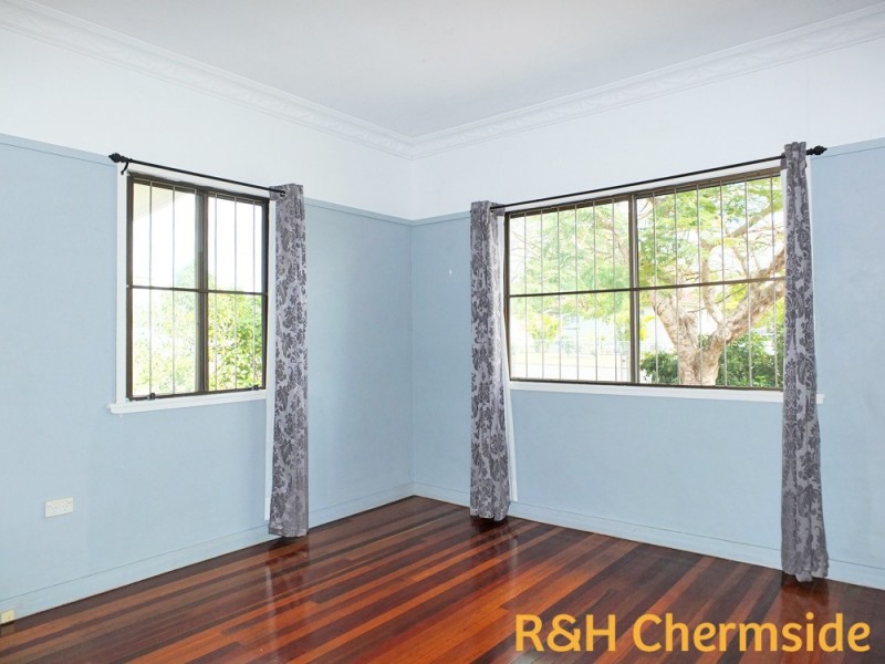 81 Corrie Street, Chermside QLD 4032