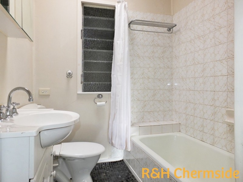 81 Corrie Street, Chermside QLD 4032