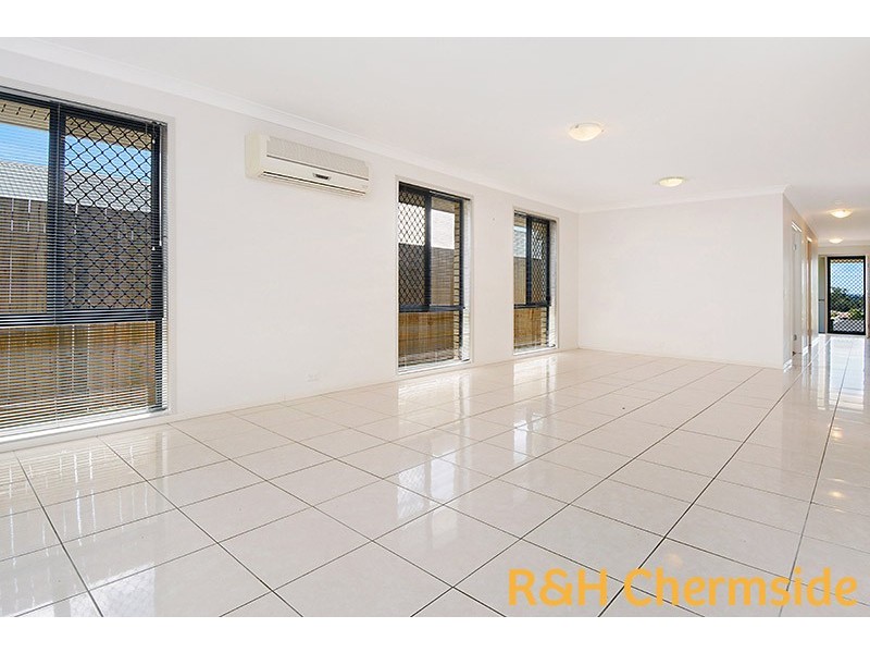 27 Mondial Dve, Warner QLD 4500