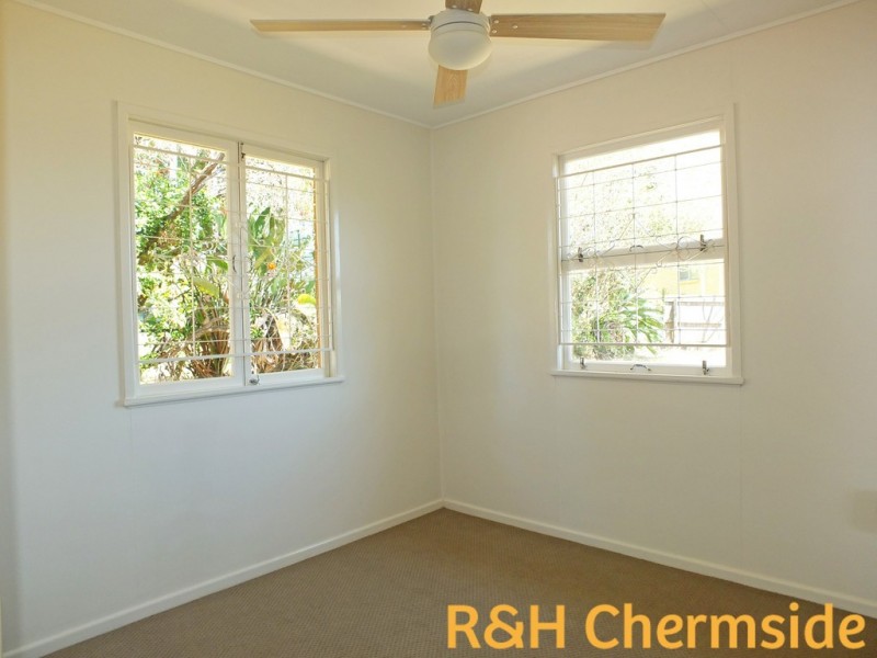 530 Webster Rd, Chermside West QLD 4032