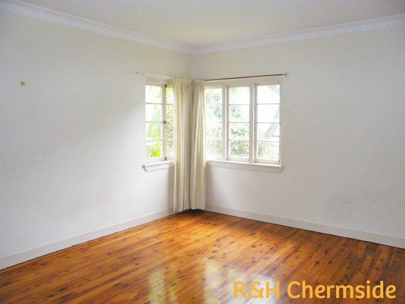 270 Hamilton Rd, Chermside QLD 4032