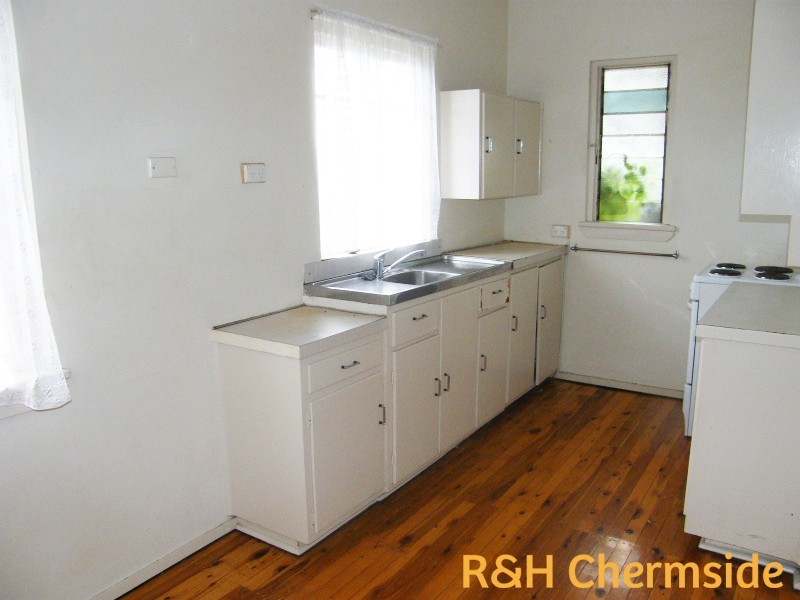 270 Hamilton Rd, Chermside QLD 4032