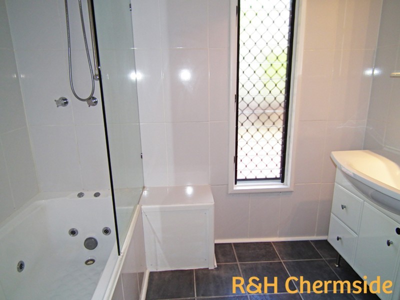 75 Strathmore St, Kedron QLD 4031