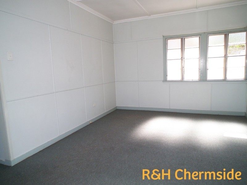 264 Hamilton Road, Chermside QLD 4032