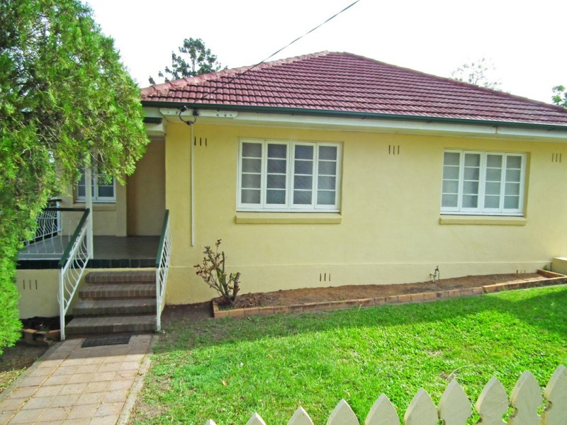 40 Mylne Street, Chermside QLD 4032