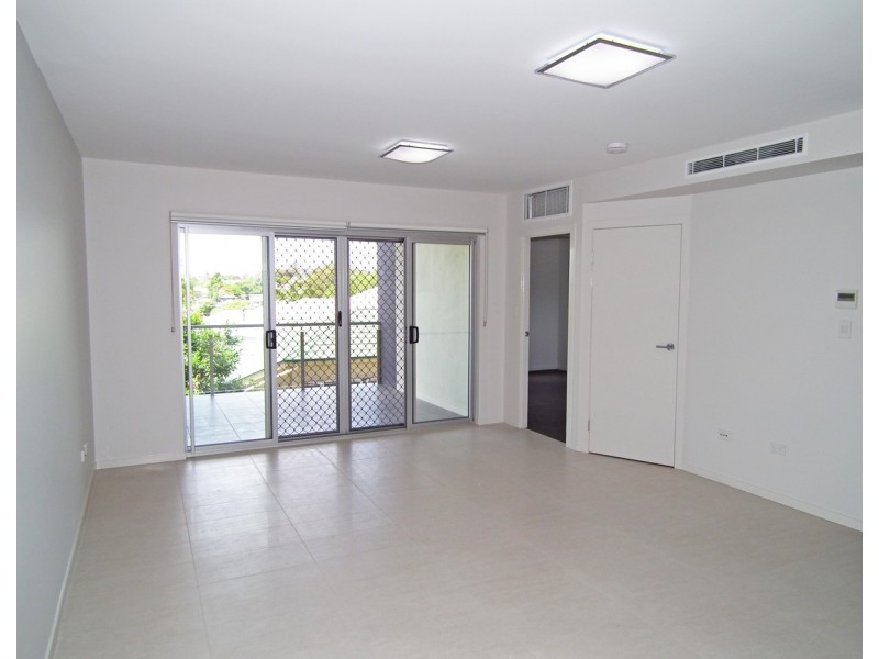 Wavell Heights QLD 4012