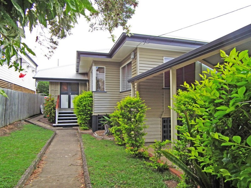 Wavell Heights QLD 4012