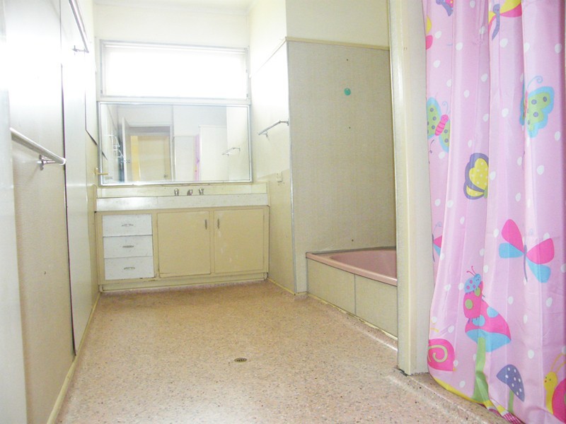 57 Bramcote St, Chermside West QLD 4032