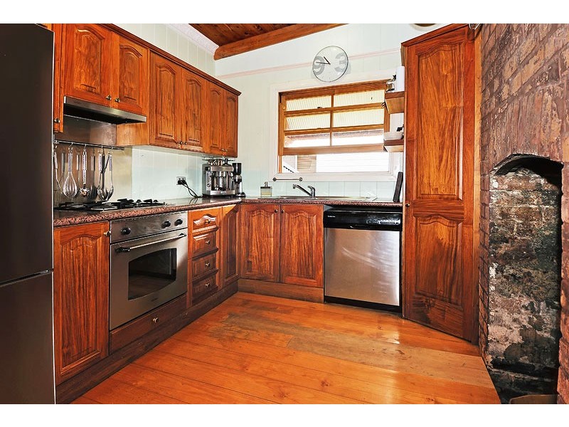 37 Toombul Tce, Nundah QLD 4012