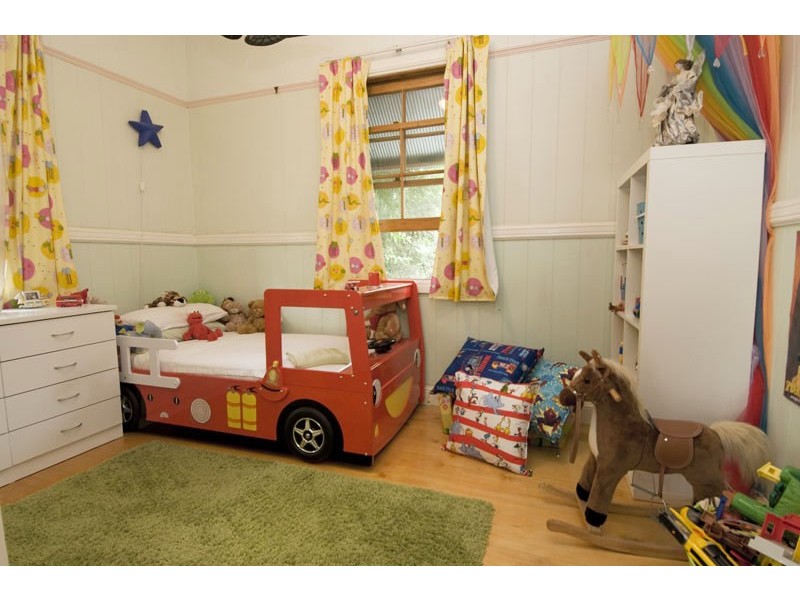 37 Toombul Tce, Nundah QLD 4012