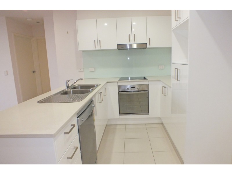 401/20 Playfield St, Chermside QLD 4032