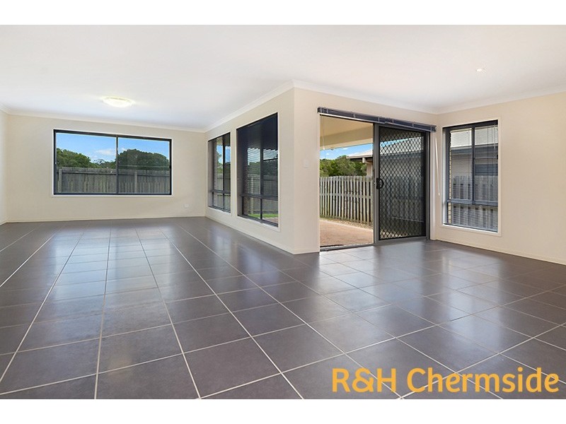 28 Petrie Cres, Aspley QLD 4034