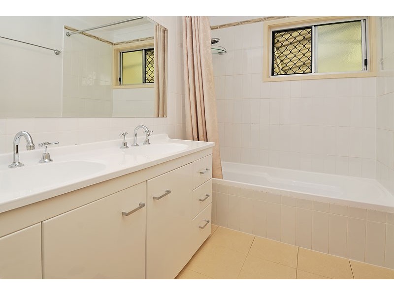 55 Birra, Chermside West QLD 4032