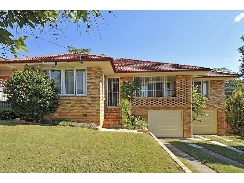 11 Ben St, Chermside West QLD 4032
