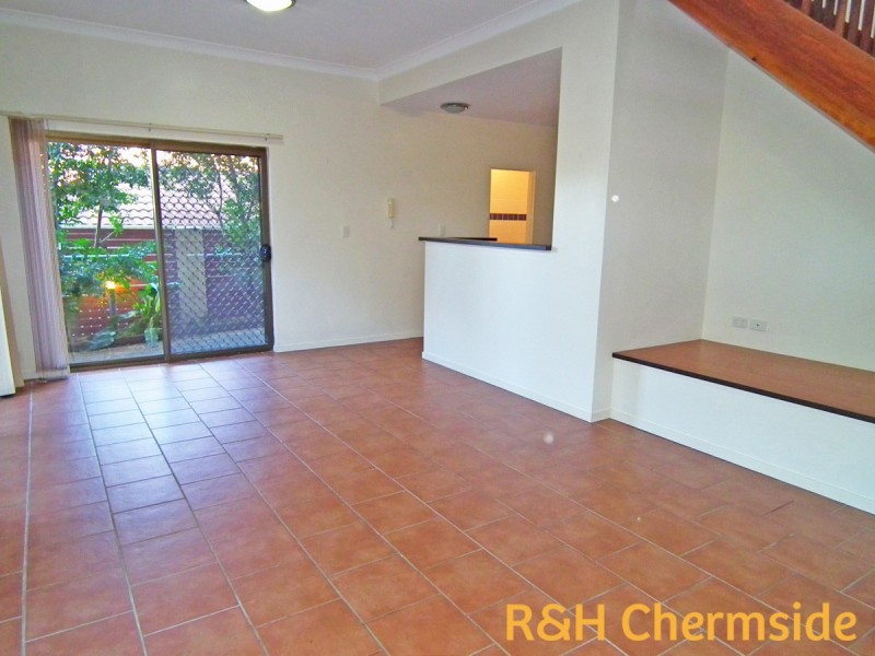 1/30 Hilltop Avenue, Chermside QLD 4032