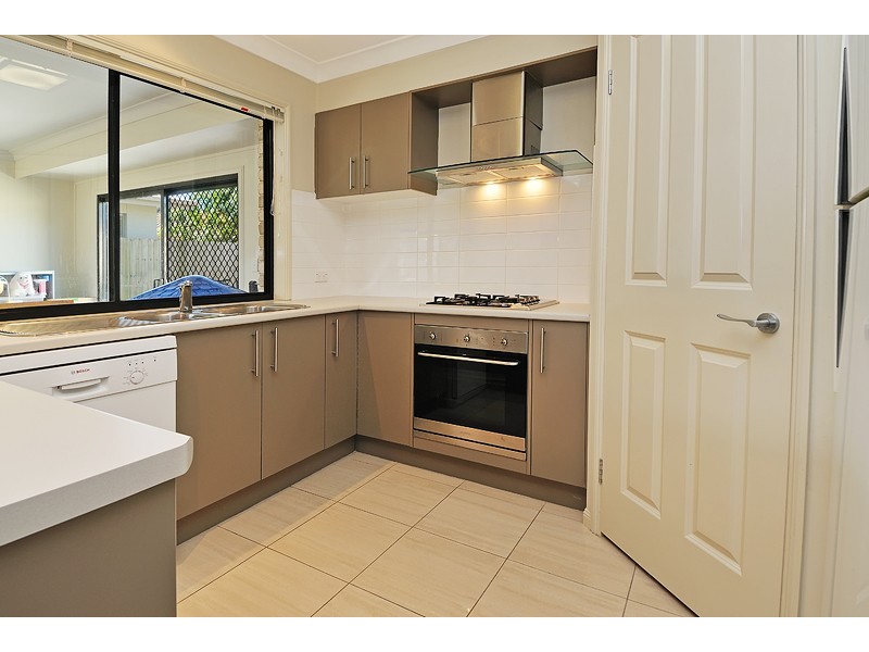 73 Caribou Cres, Fitzgibbon QLD 4018