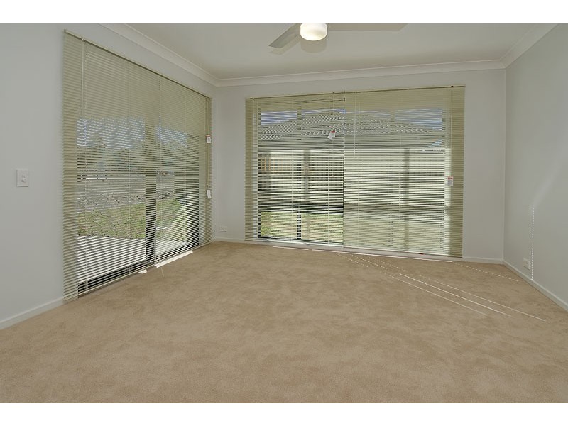 67 Diamantina Cres, Fitzgibbon QLD 4018