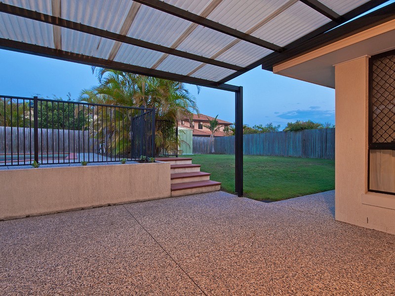 160 Galaxy St, Bridgeman Downs QLD 4035