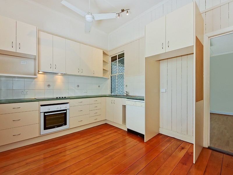 43 Denver Rd, Carseldine QLD 4034