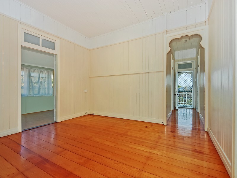 43 Denver Rd, Carseldine QLD 4034