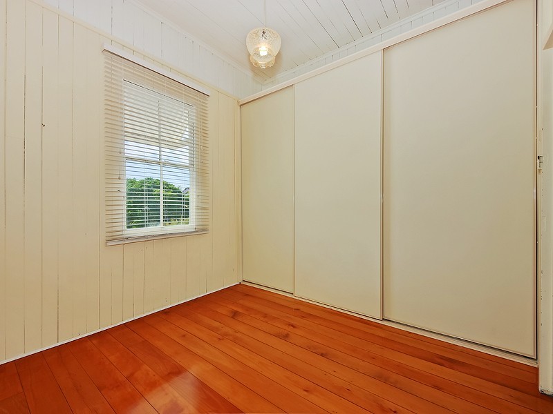 43 Denver Rd, Carseldine QLD 4034