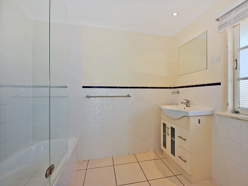 43 Denver Rd, Carseldine QLD 4034