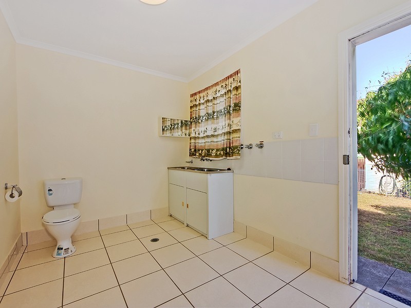 43 Denver Rd, Carseldine QLD 4034