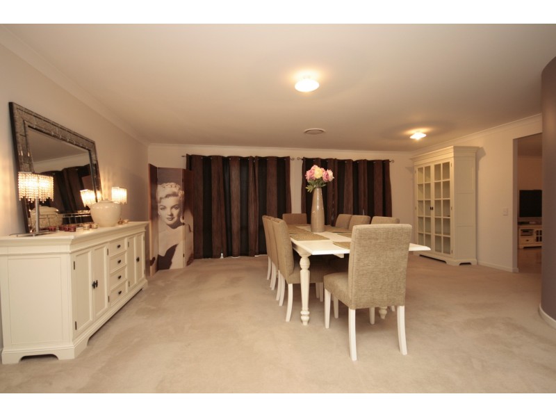 7 MaClean Street, Fitzgibbon QLD 4018