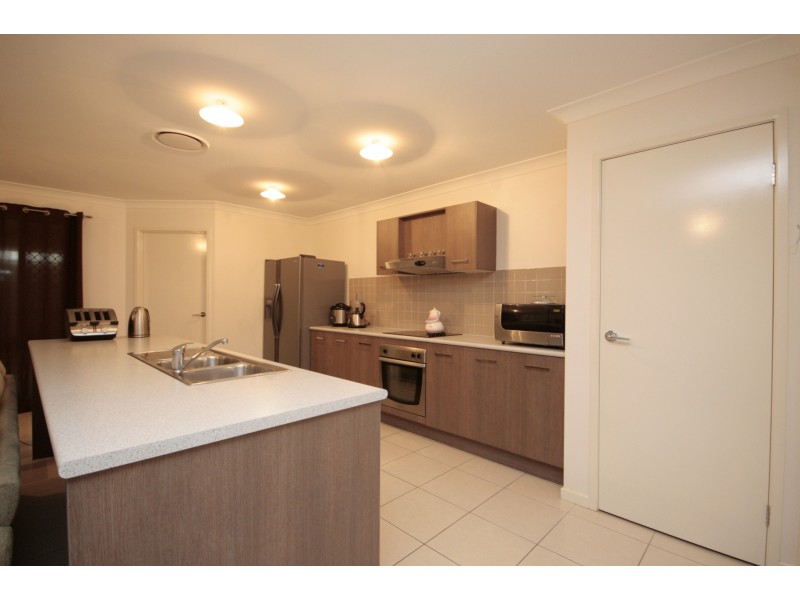 7 MaClean Street, Fitzgibbon QLD 4018