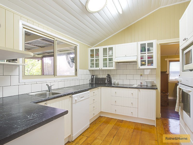 21 Forrest St, Nudgee QLD 4014